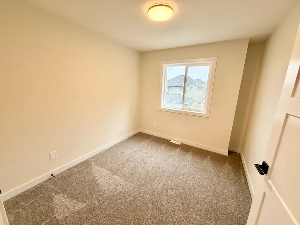 328B Boutin Avenue Hinton AB T7V0B4