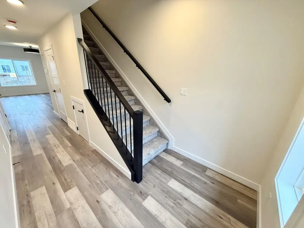 328B Boutin Avenue Hinton AB T7V0B4