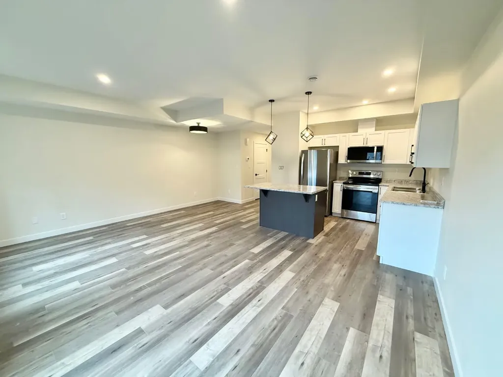 328B Boutin Avenue Hinton AB T7V0B4