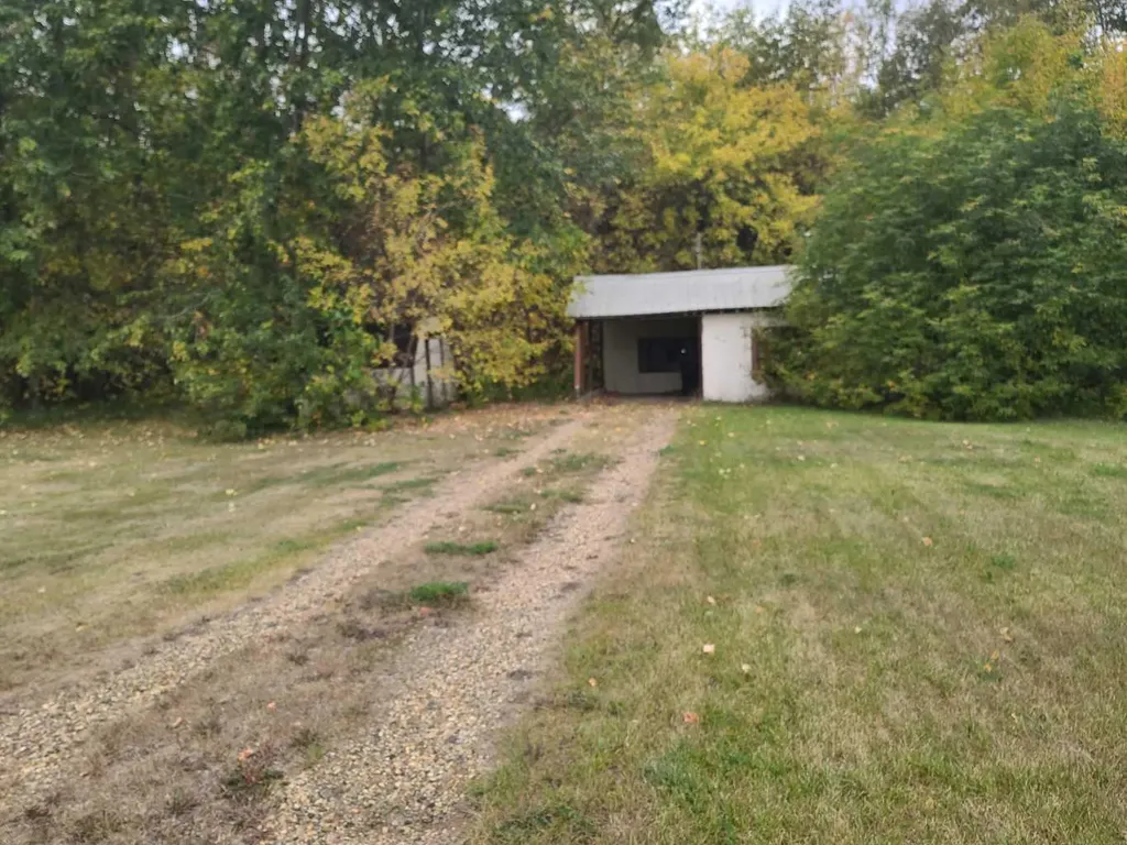 10830 91 Street Peace River AB T8S 1P9