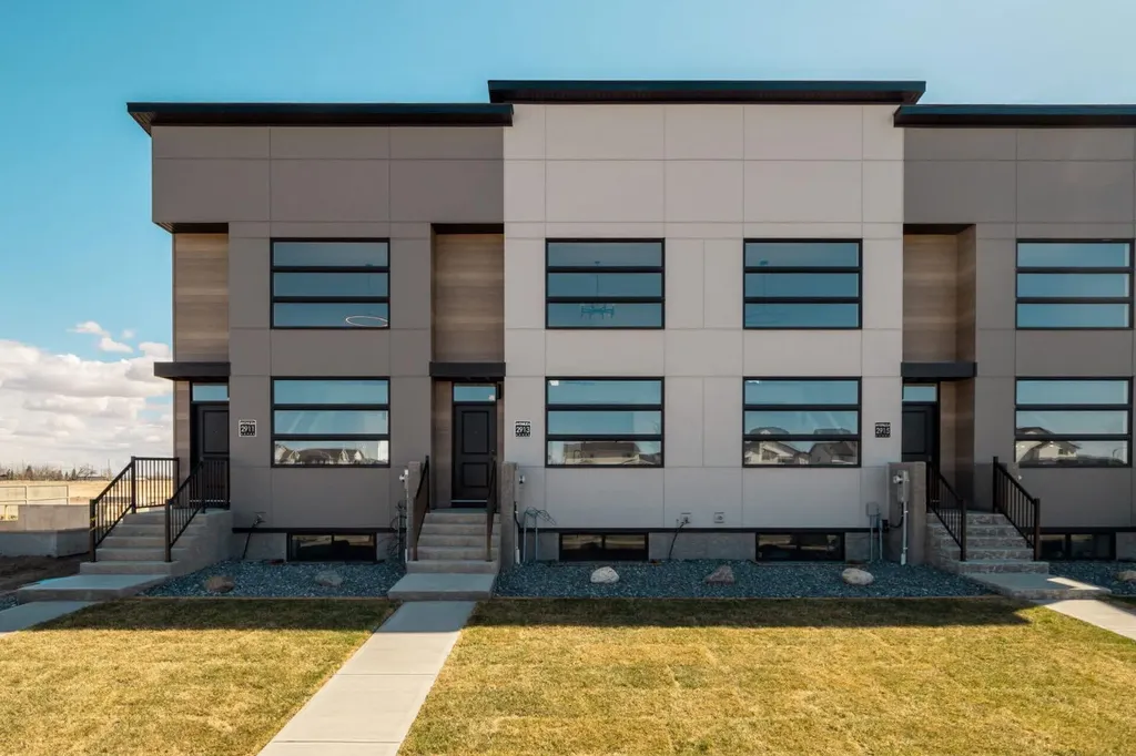 3013 47 Street S Lethbridge AB T1k8L5
