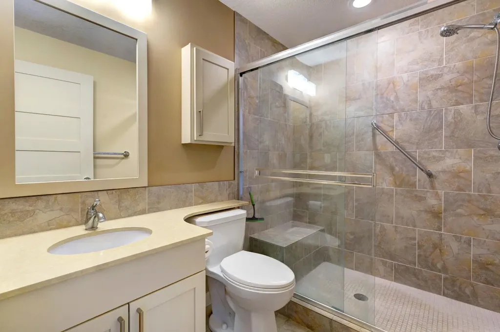 901 8th Avenue Canmore AB T1W 1Z7