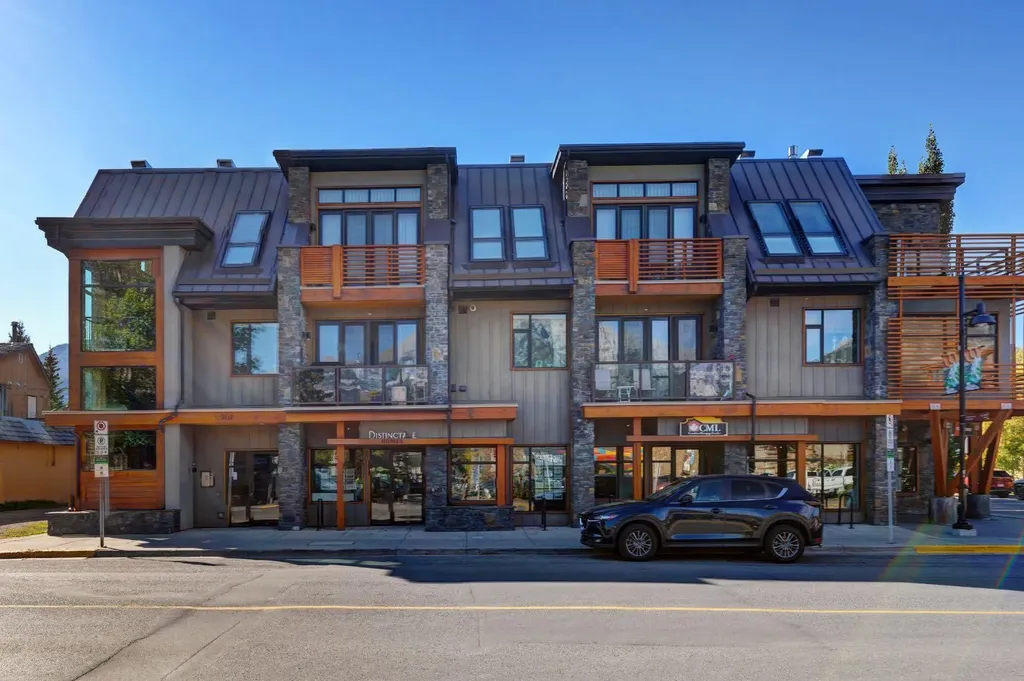 901 8th Avenue Canmore AB T1W 1Z7
