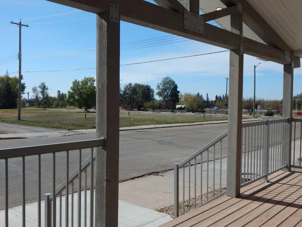 2012 20 Avenue Bowden AB T0M 0K0