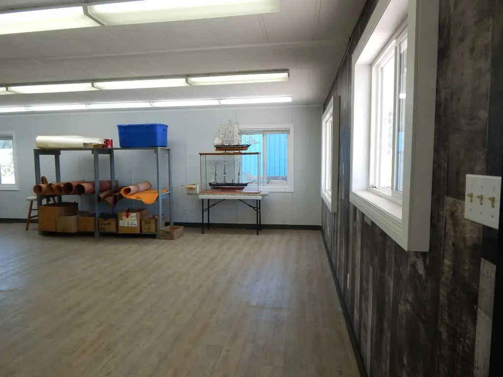 2012 20 Avenue Bowden AB T0M 0K0