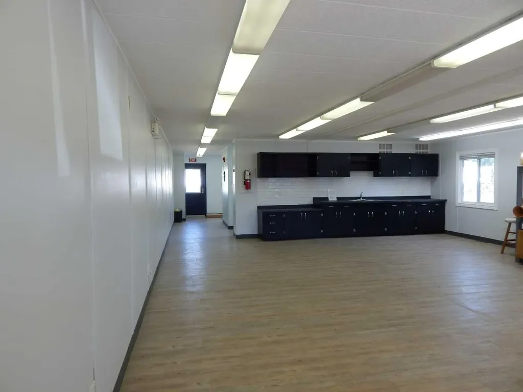 2012 20 Avenue Bowden AB T0M 0K0