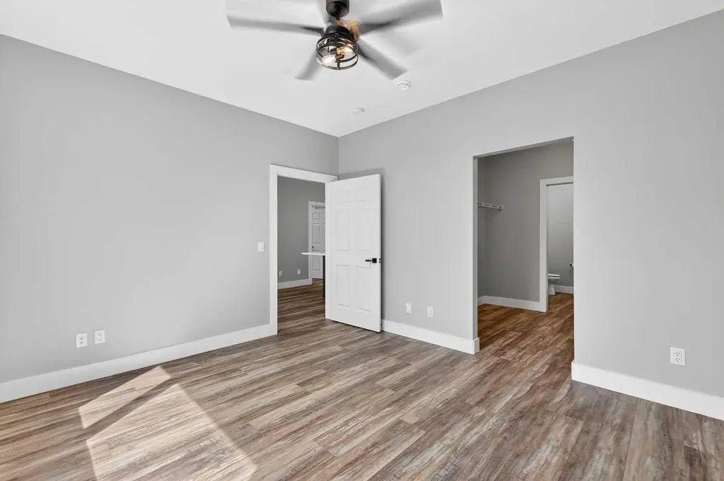 610 4 Avenue SW Sundre AB T0M1X0
