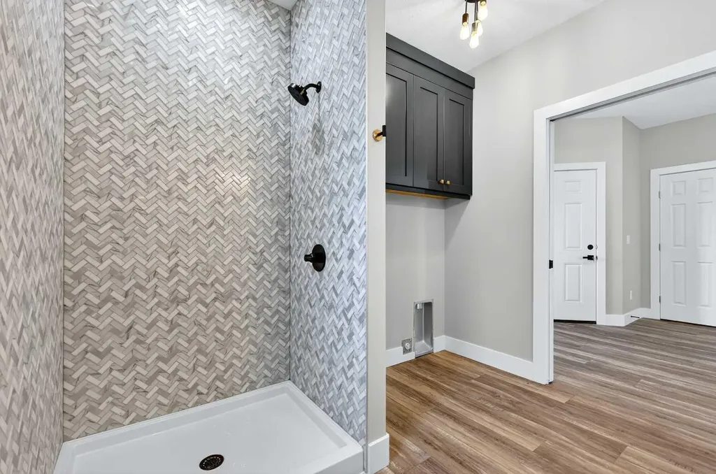 610 4 Avenue SW Sundre AB T0M1X0