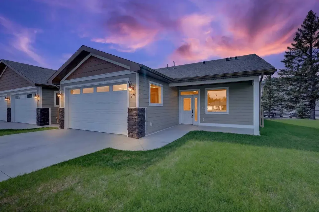 610 4 Avenue SW Sundre AB T0M1X0
