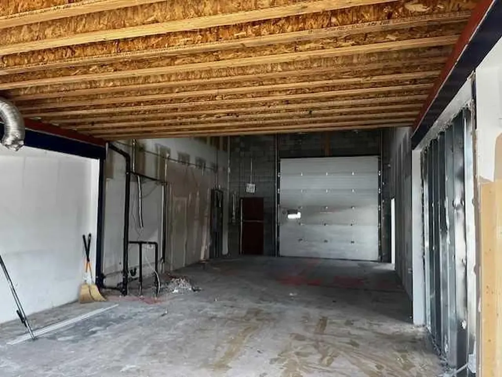 5120 47 Street NE Calgary AB T3J 4K3