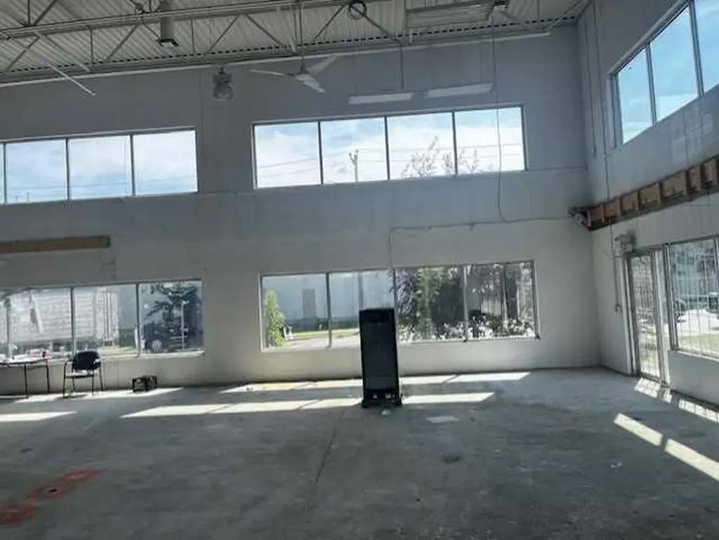 5120 47 Street NE Calgary AB T3J 4K3