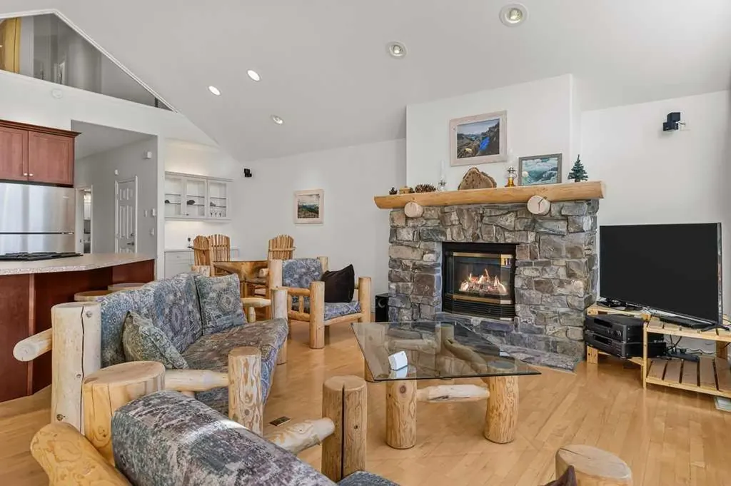 136 Stonecreek Road Canmore AB T1W3A5