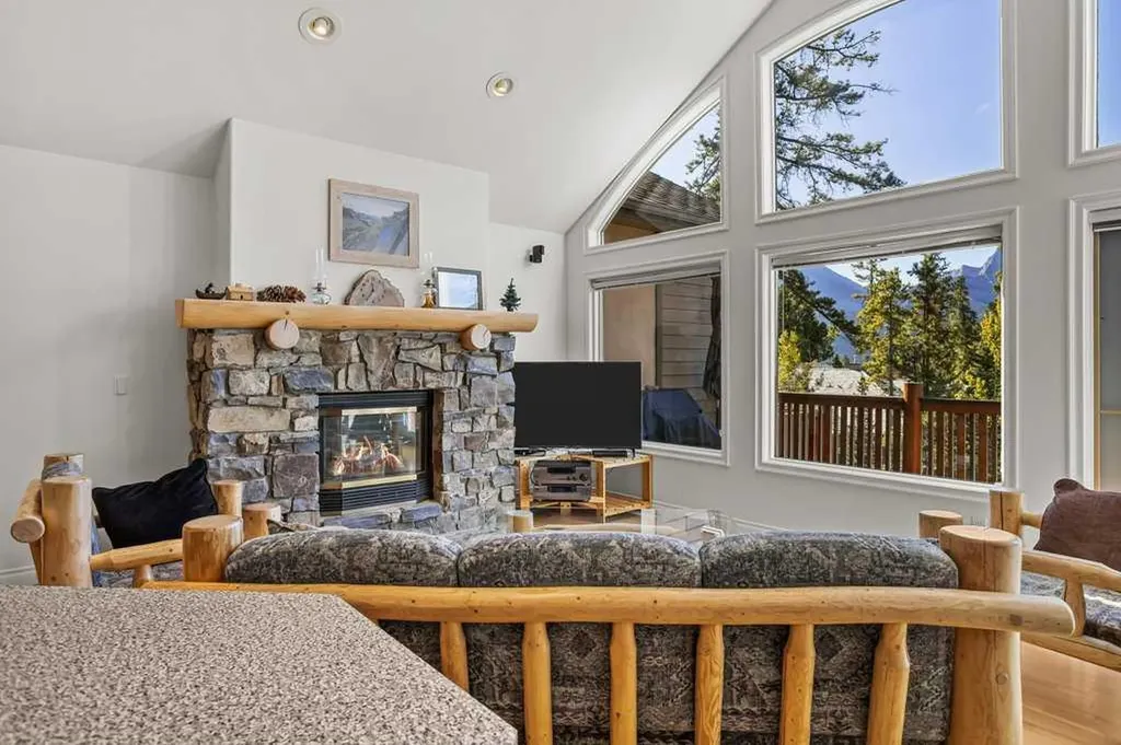 136 Stonecreek Road Canmore AB T1W3A5