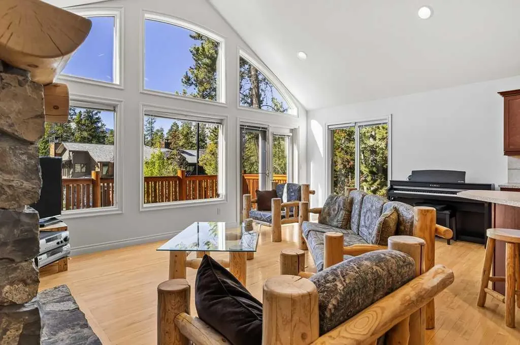136 Stonecreek Road Canmore AB T1W3A5
