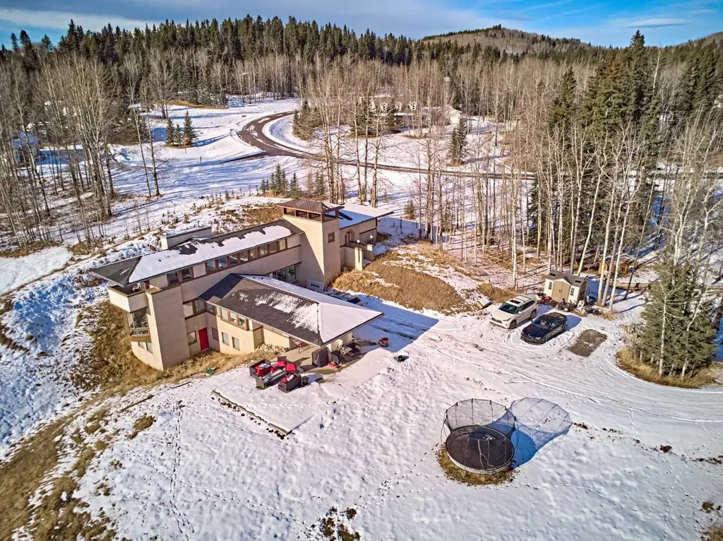 31 Williams Place Bragg Creek AB T0L 0K0