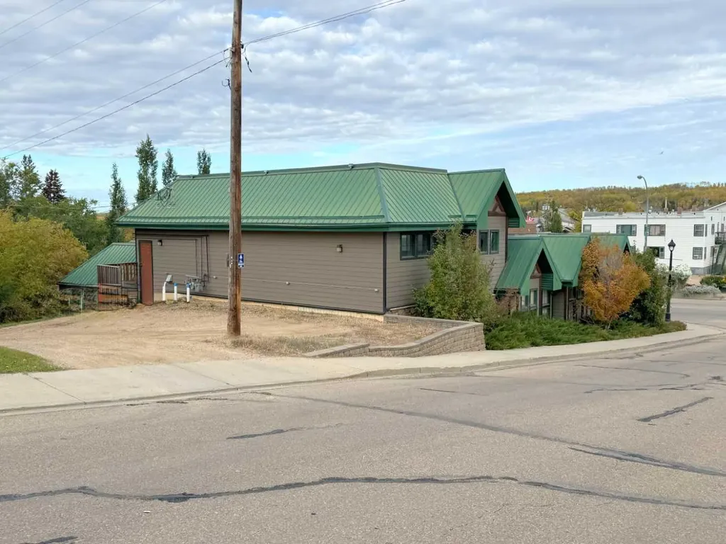 4803 50 Street Athabasca AB T9S 1C8