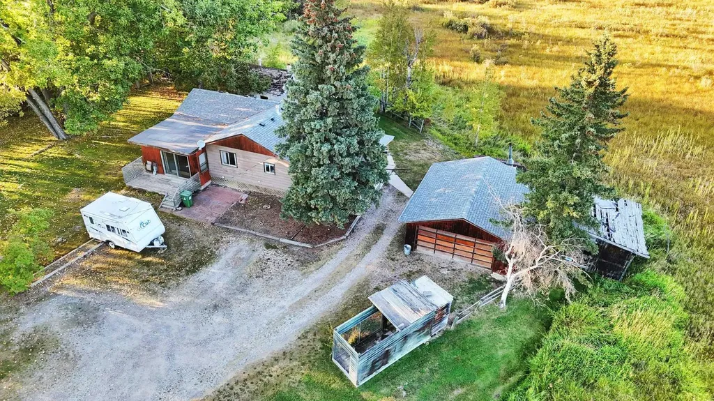 4152 47 Avenue Rocky Mountain House AB T4T 1C8