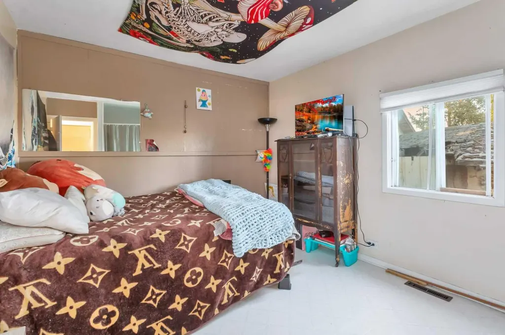 4152 47 Avenue Rocky Mountain House AB T4T 1C8