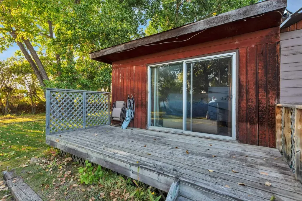 4152 47 Avenue Rocky Mountain House AB T4T 1C8