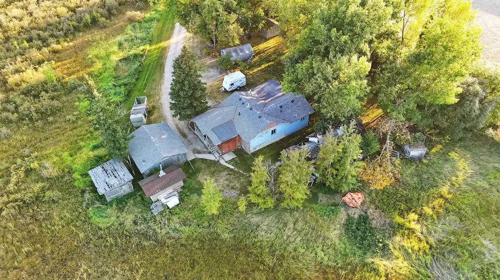 4152 47 Avenue Rocky Mountain House AB T4T 1C8