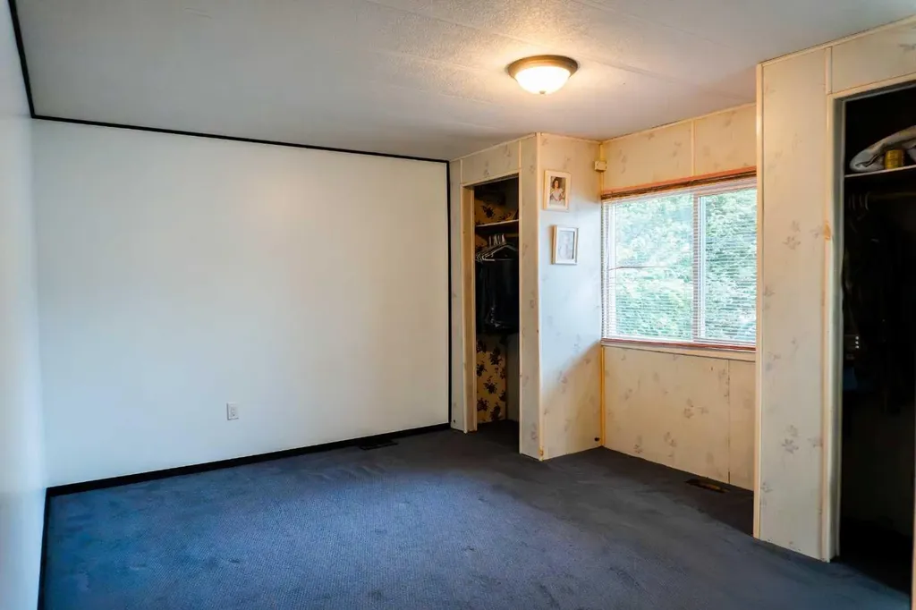 133 Jarvis Street Hinton AB T7V 1R6