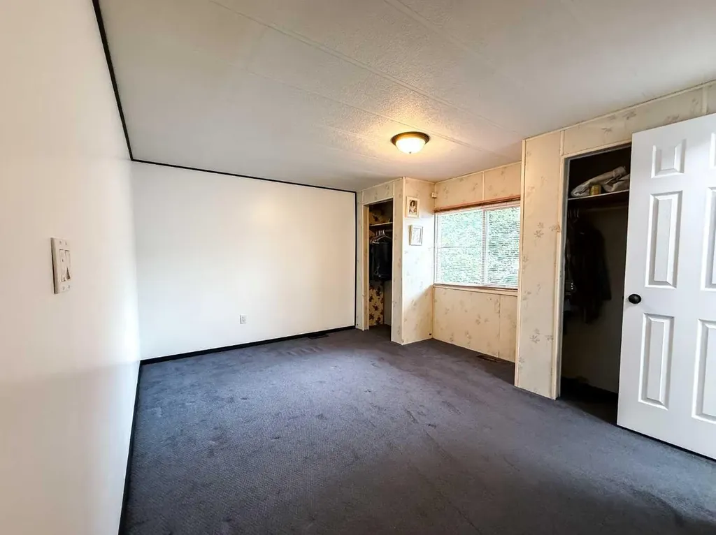 133 Jarvis Street Hinton AB T7V 1R6