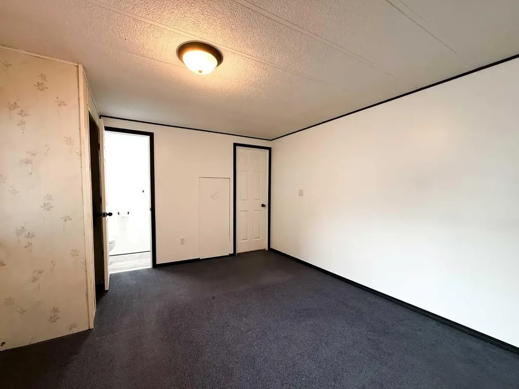 133 Jarvis Street Hinton AB T7V 1R6