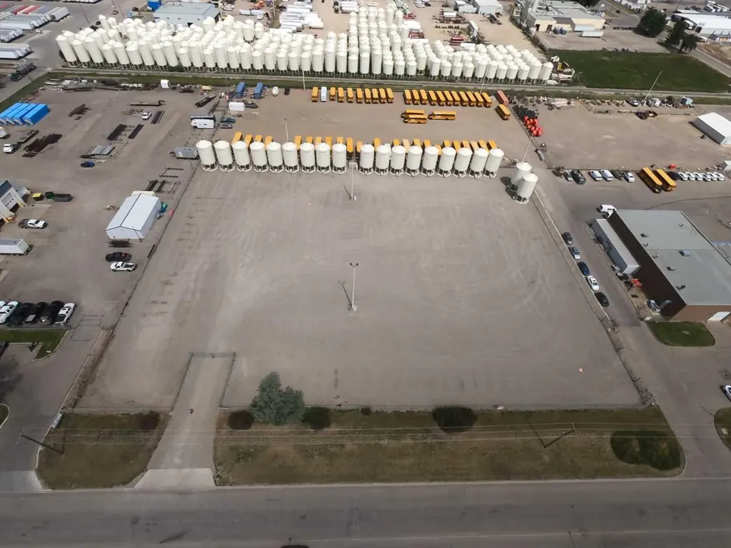 3205 18 Avenue N Lethbridge AB T1H 5S1