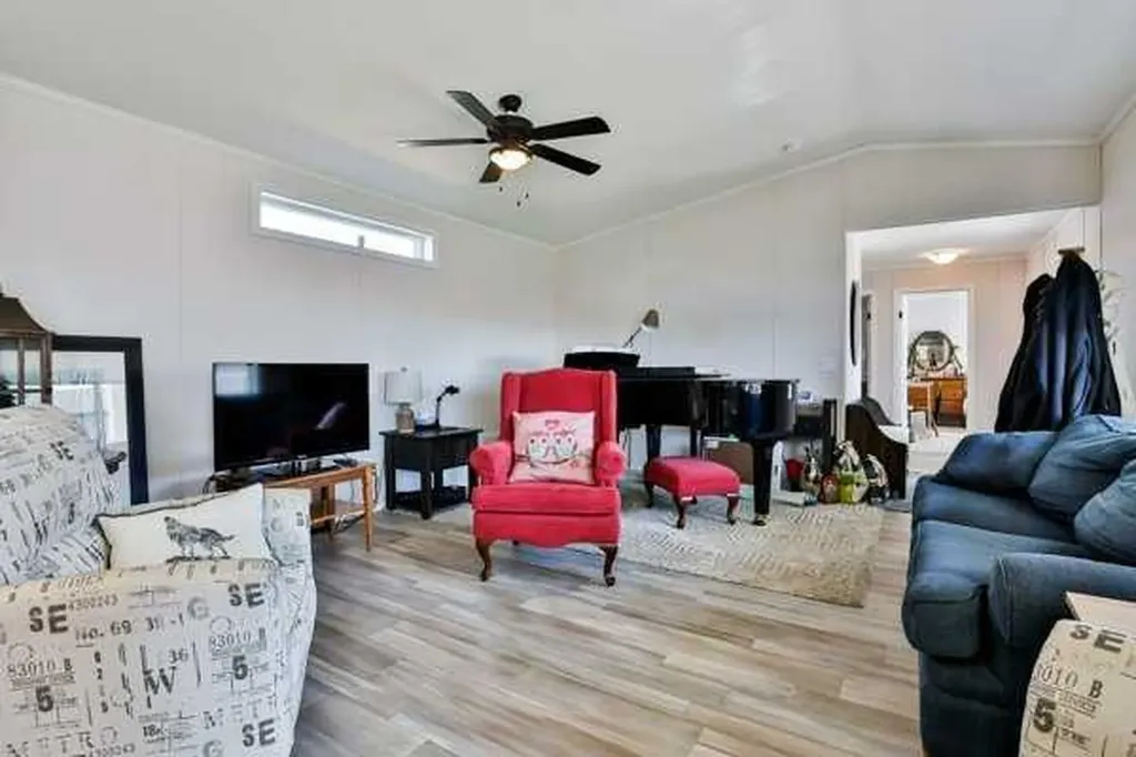 2037 Sunflower Crescent Coaldale AB T1M 0G4