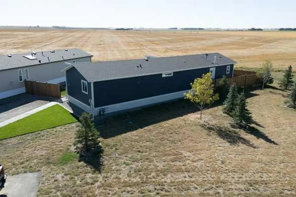2037 Sunflower Crescent Coaldale AB T1M 0G4