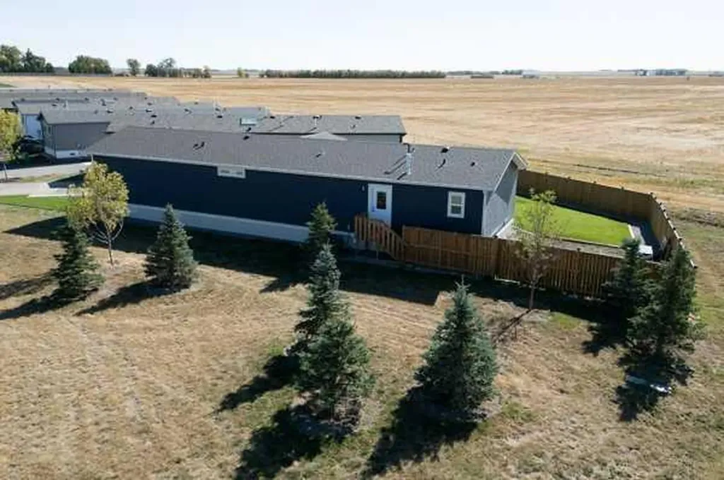 2037 Sunflower Crescent Coaldale AB T1M 0G4