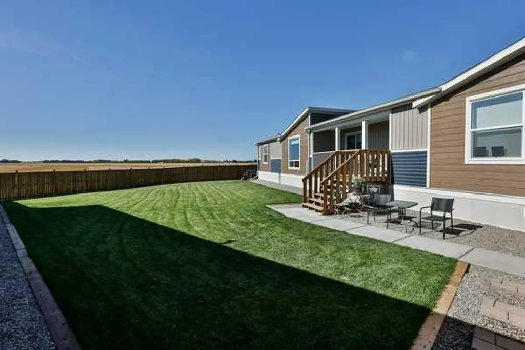 2037 Sunflower Crescent Coaldale AB T1M 0G4