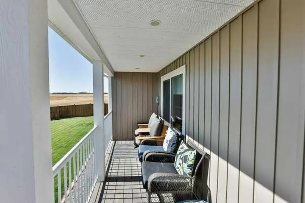 2037 Sunflower Crescent Coaldale AB T1M 0G4