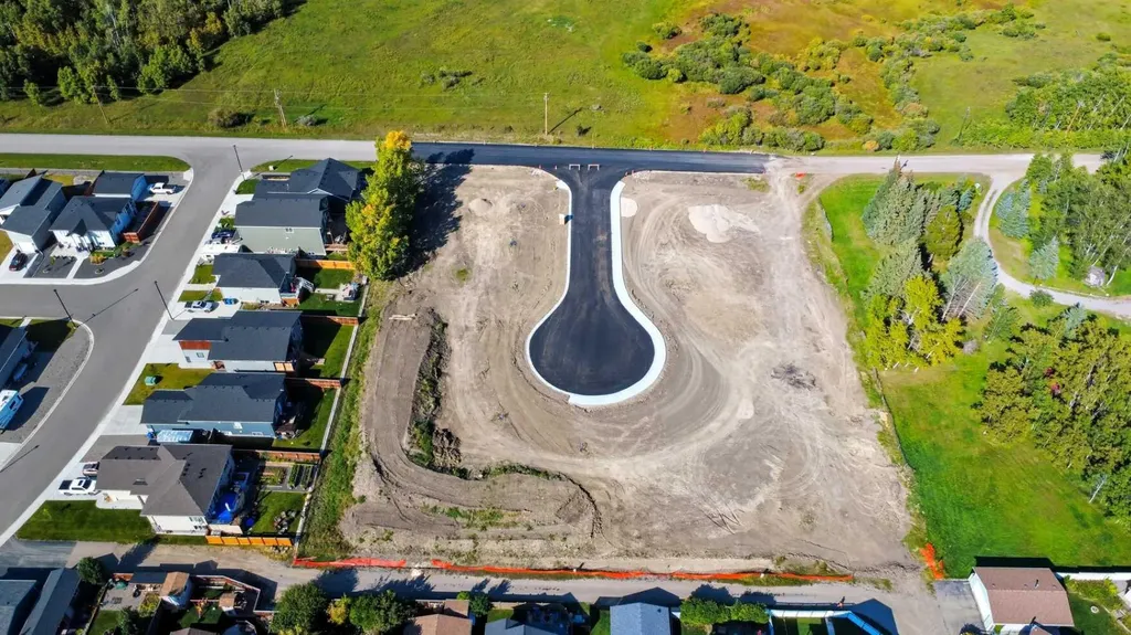 17 Dunham Court NW Diamond Valley AB T0L 2A0