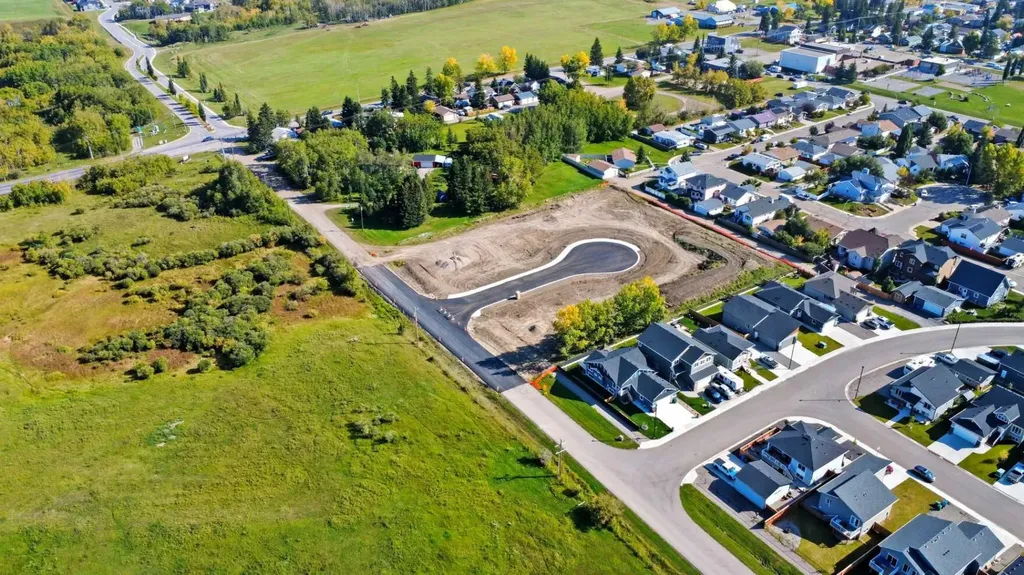 13 Dunham Court NW Diamond Valley AB T0L 2A0