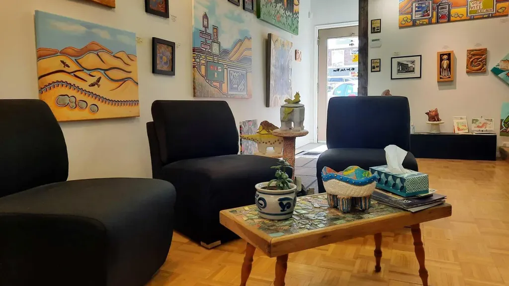40 3 Avenue W Drumheller AB T0J0Y0