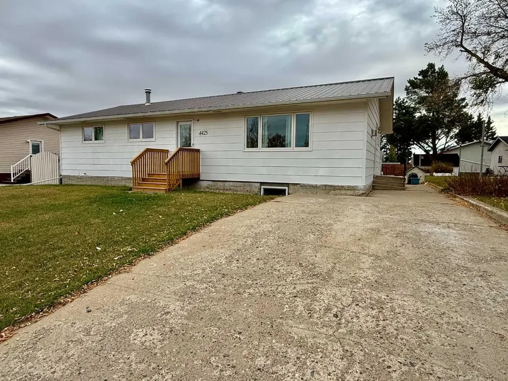 4425 56 Avenue Provost AB T0B3S0