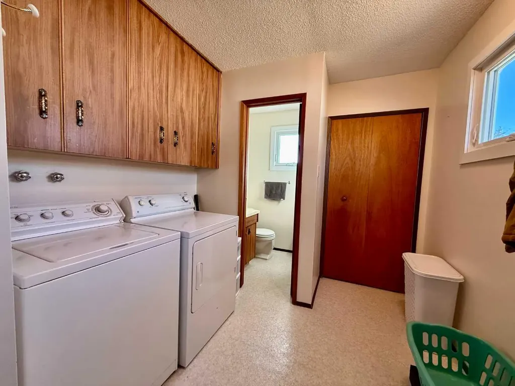 4425 56 Avenue Provost AB T0B3S0