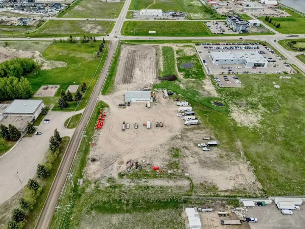 3 Mckenzie Drive Rural Red Deer County AB T4S 2H4