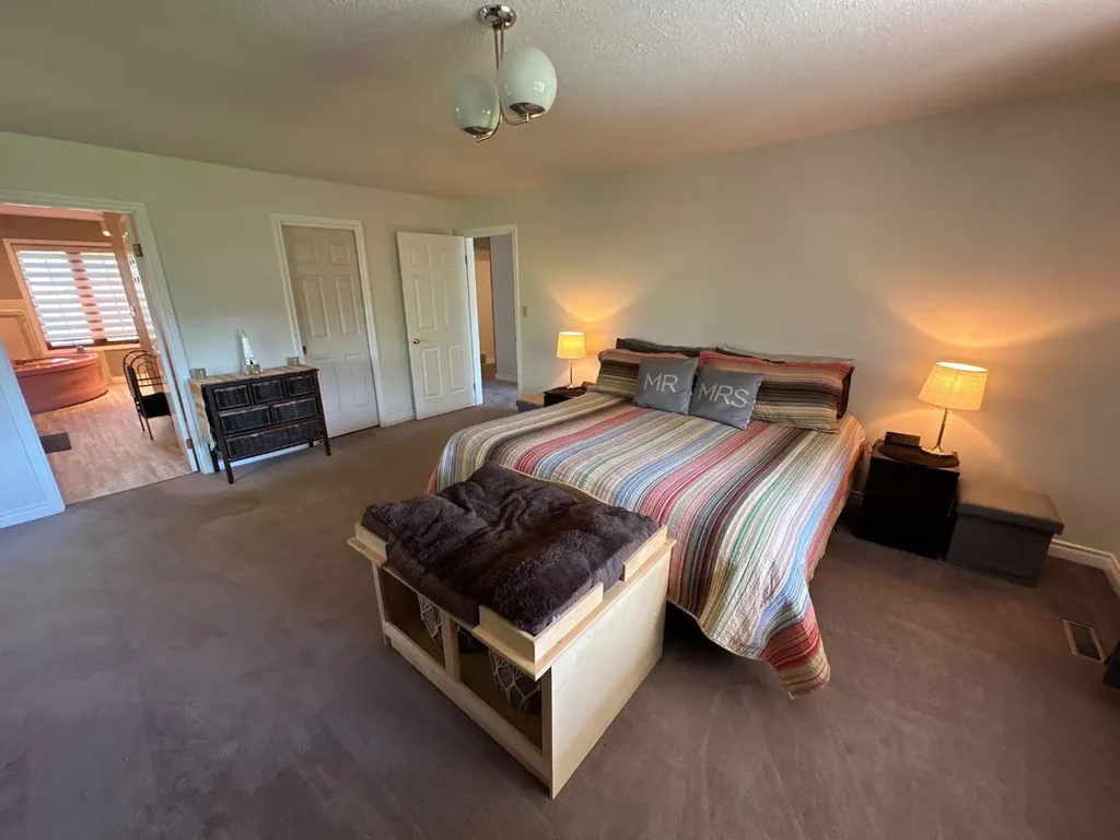 11905 91 Street Peace River AB T8S 1Y3