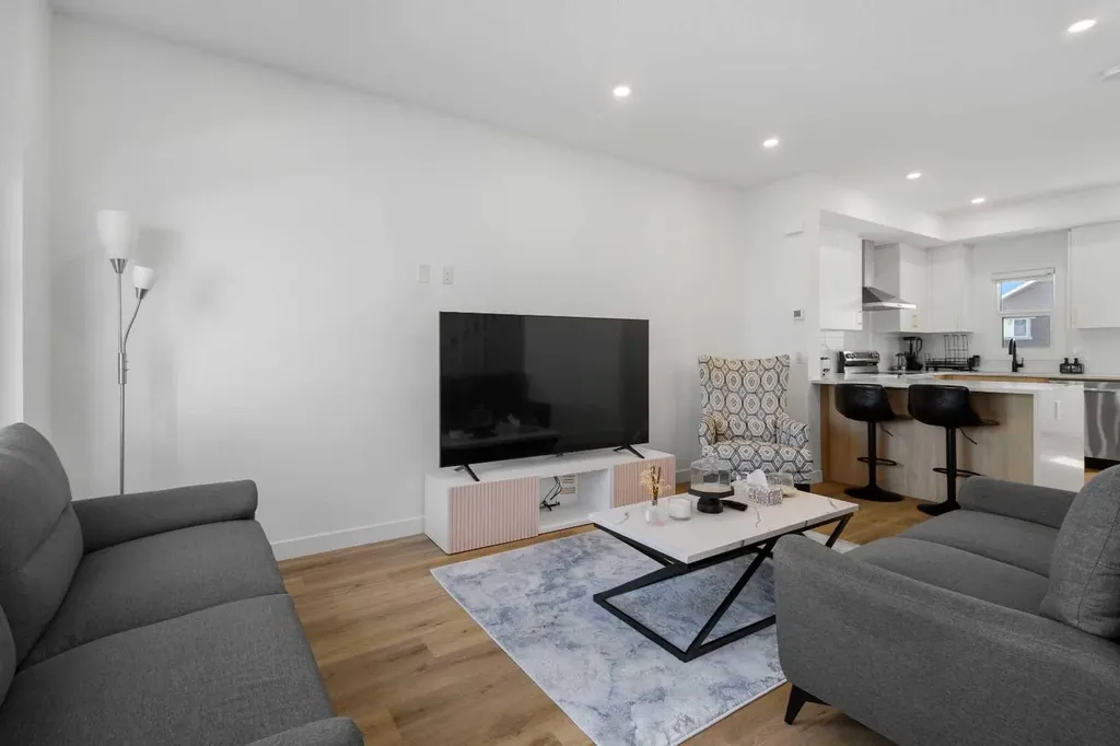 903 Mahogany Boulevard SE Calgary AB T3M 3W9