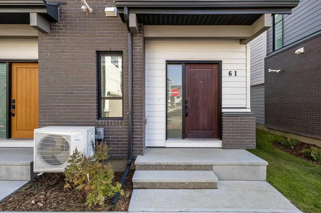 903 Mahogany Boulevard SE Calgary AB T3M 3W9
