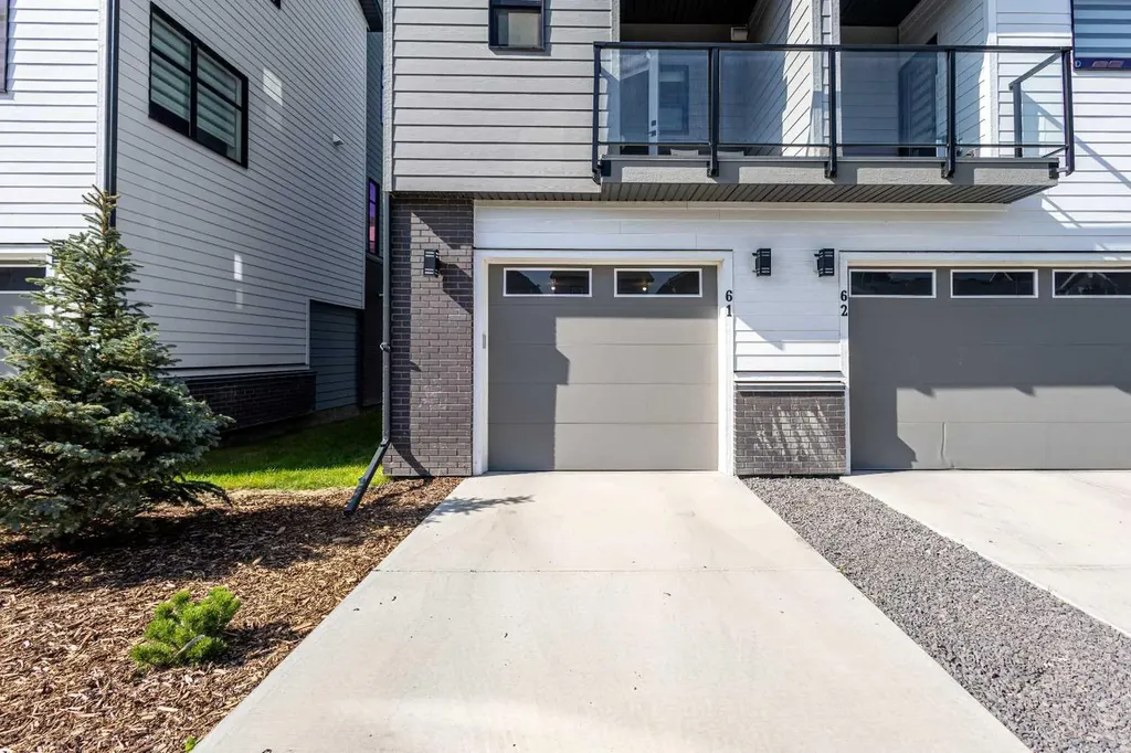 903 Mahogany Boulevard SE Calgary AB T3M 3W9
