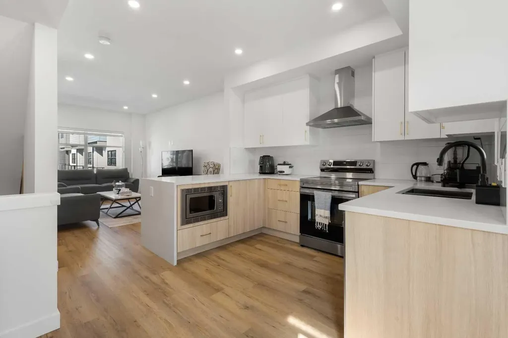 903 Mahogany Boulevard SE Calgary AB T3M 3W9
