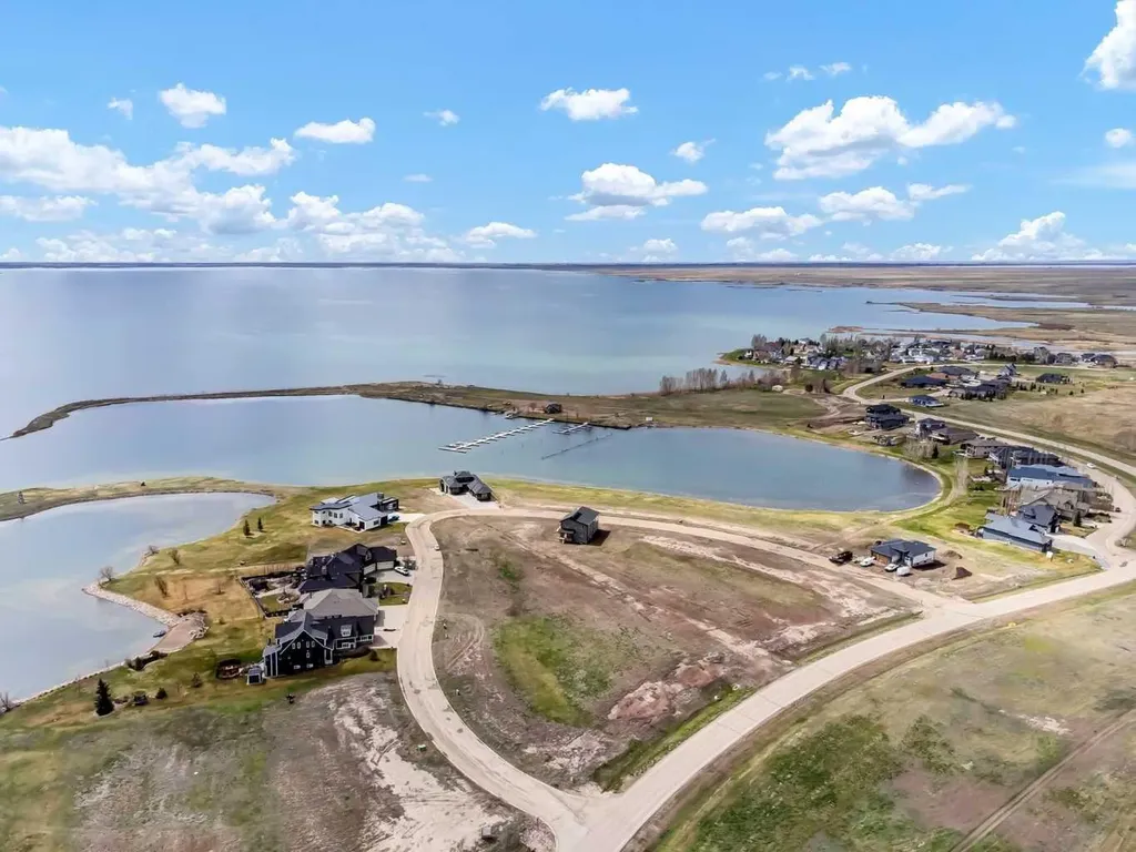 Lake Newell Resort AB, Lot 4 Kingfisher Estates Drive