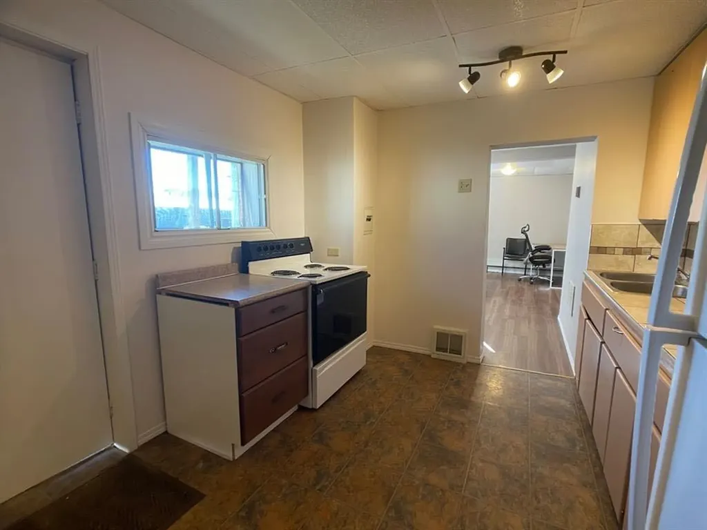 5109 50th Street High Prairie AB T0G 1E0