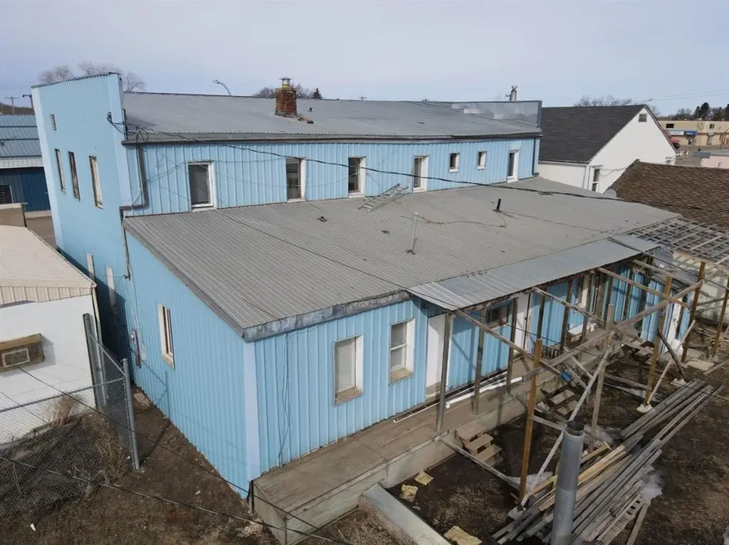 5109 50th Street High Prairie AB T0G 1E0