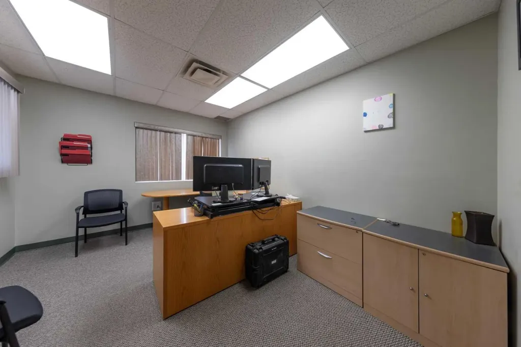 5912 50 Avenue Lloydminster AB T9V 0W6