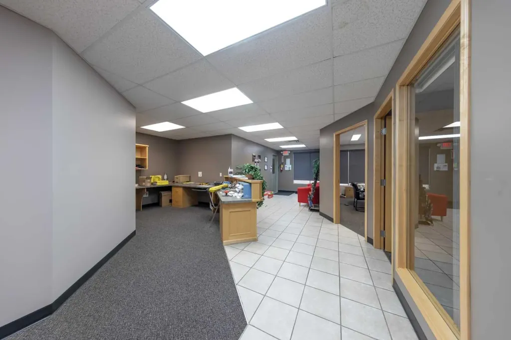 5912 50 Avenue Lloydminster AB T9V 0W6