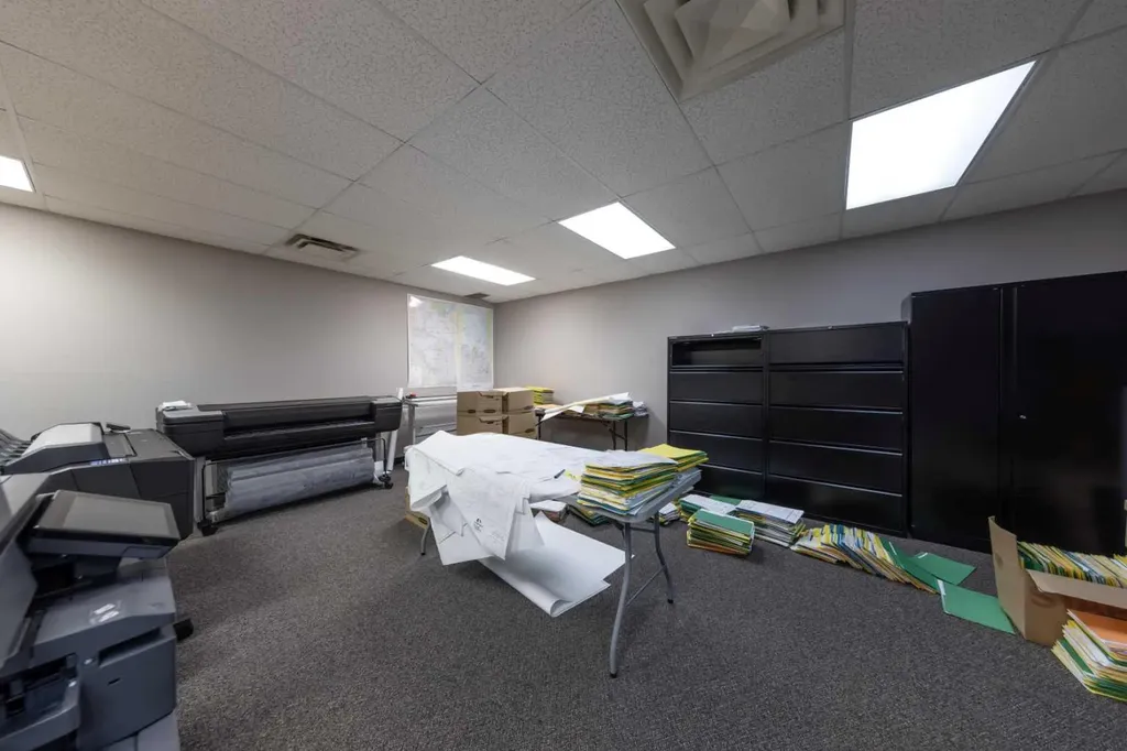 5912 50 Avenue Lloydminster AB T9V 0W6